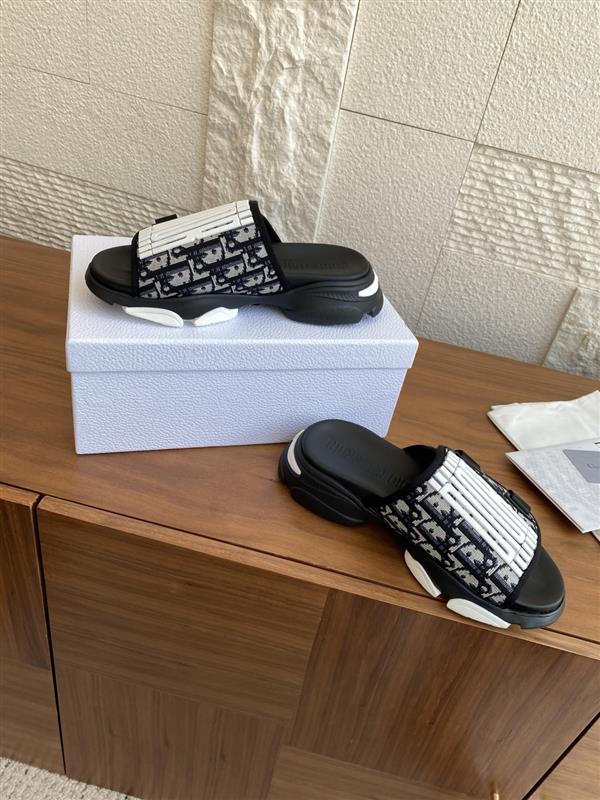 20251128184323168 280